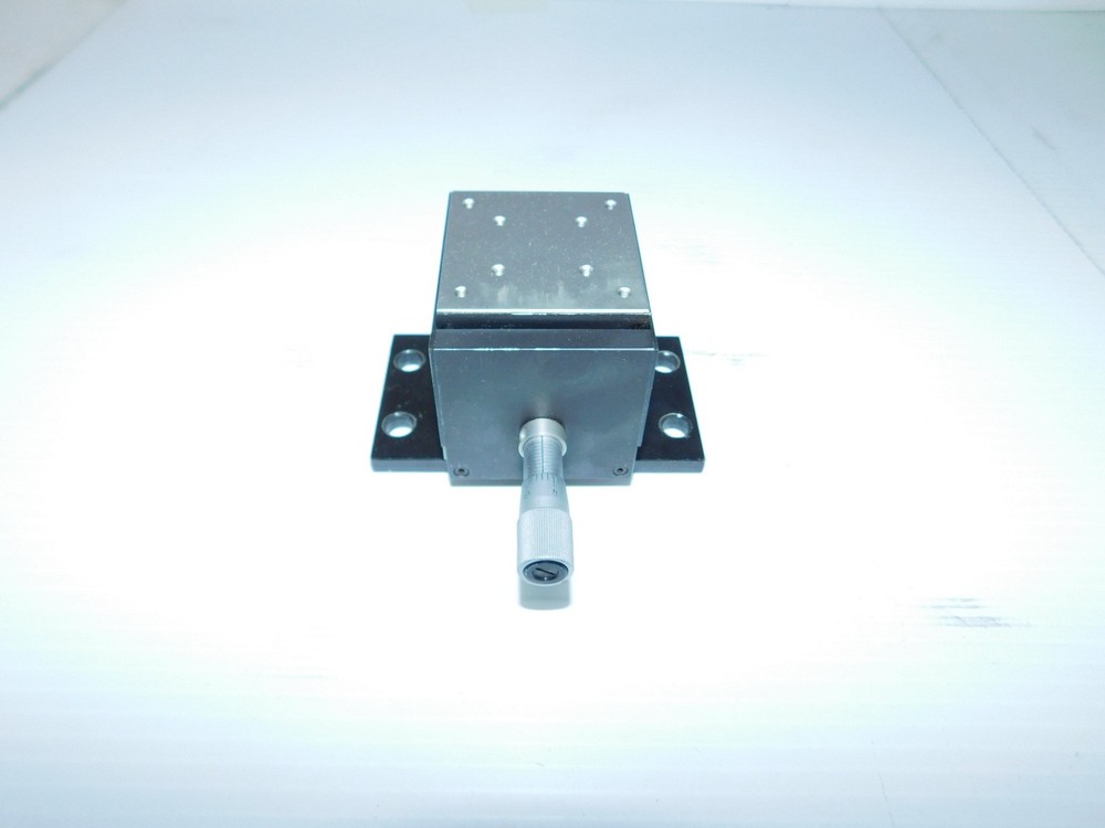 *JM* NEWPORT (?) VERTICAL LINEAR STAGE TOOL (MCE177)
