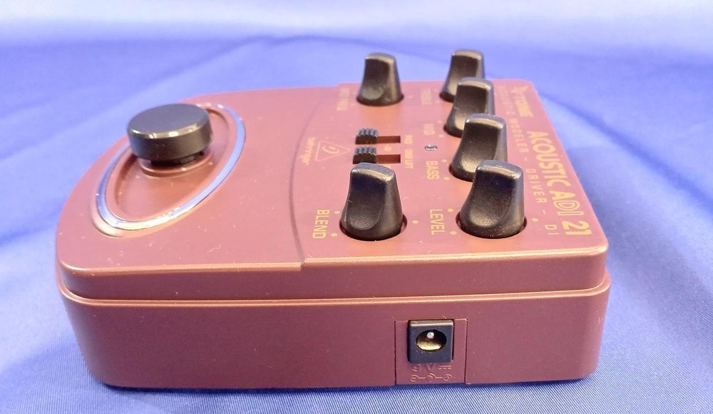 BEHRINGER ADI21 V-TONE ACOUSTIC Prelifier