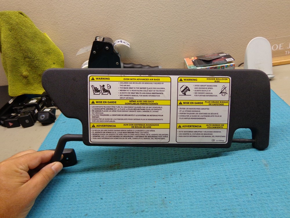 JEEP WRANGLER 07 08 09 BLACK LEFT DRIVER SUN VISOR