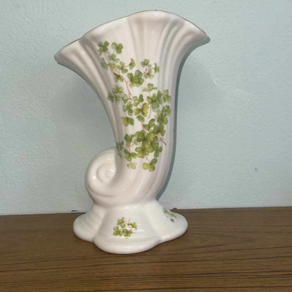 Ballyporeen Fine Bone China Vase