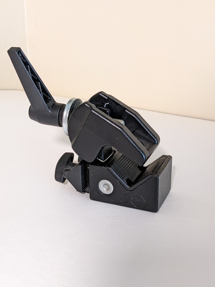 MANFROTTO SUPER CLAMP ART.035 MAX LOAD=15kg