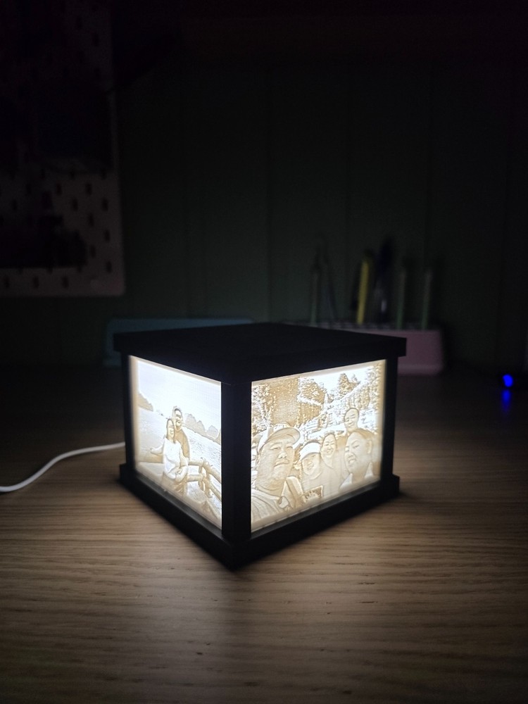 Customize Lithophane Table Top Night Light, 4 photos