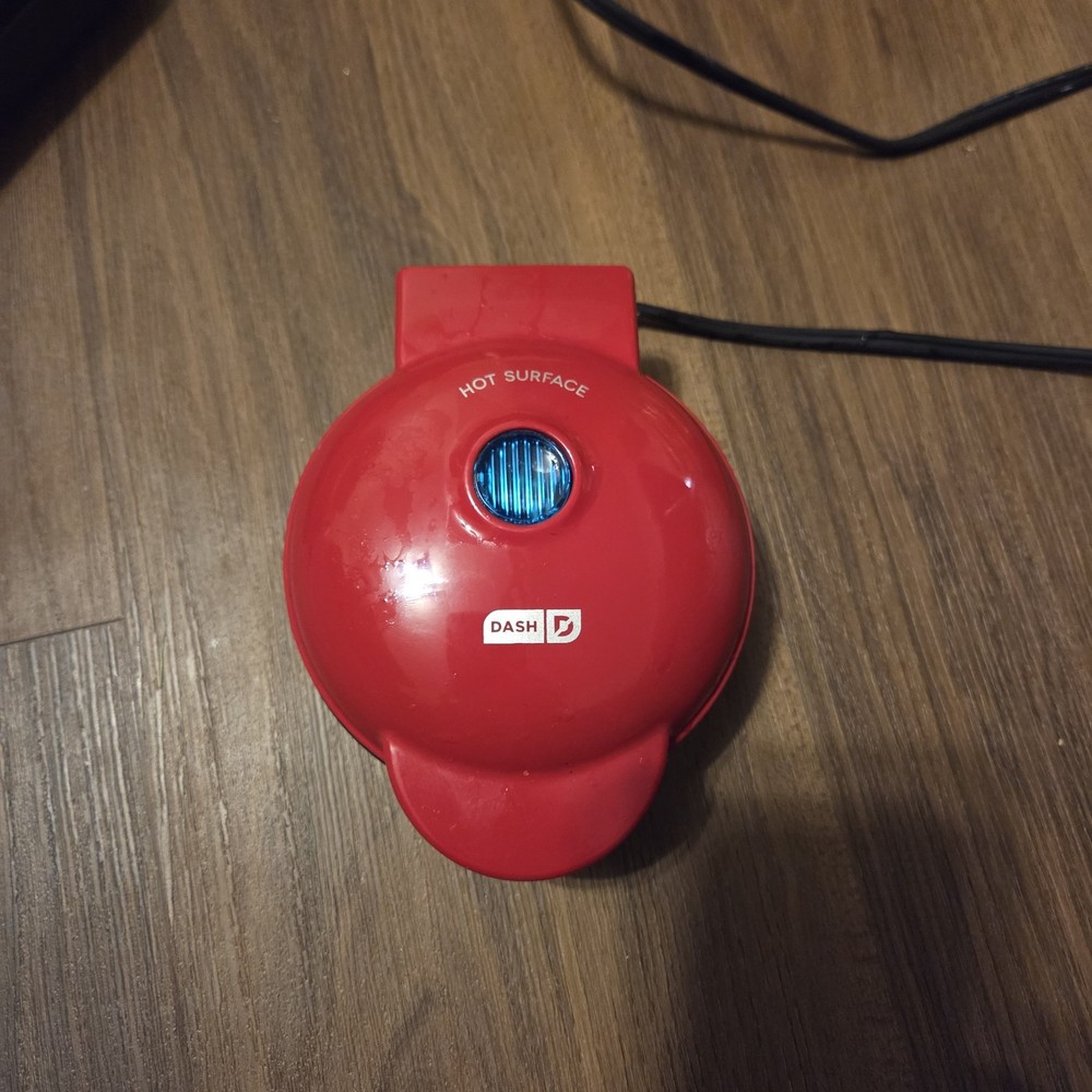 Dash Mini Waffle Maker