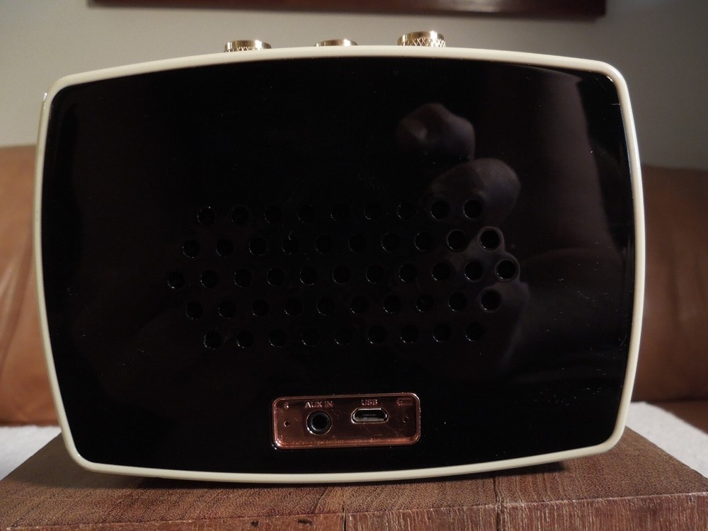bēm Range Strum HL2515A Bluetooth Speaker - Driftwood