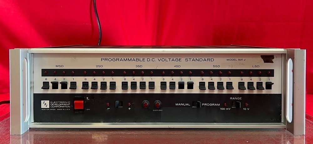 EDC 501J Programmable DC Voltage Standard