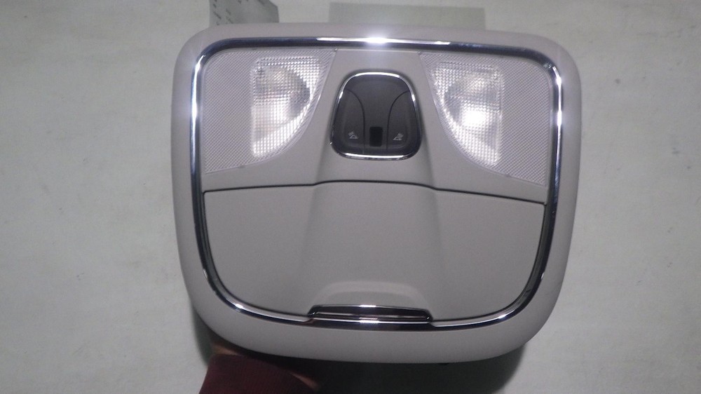 19 JEEP CHEROKEE Front Console roof
