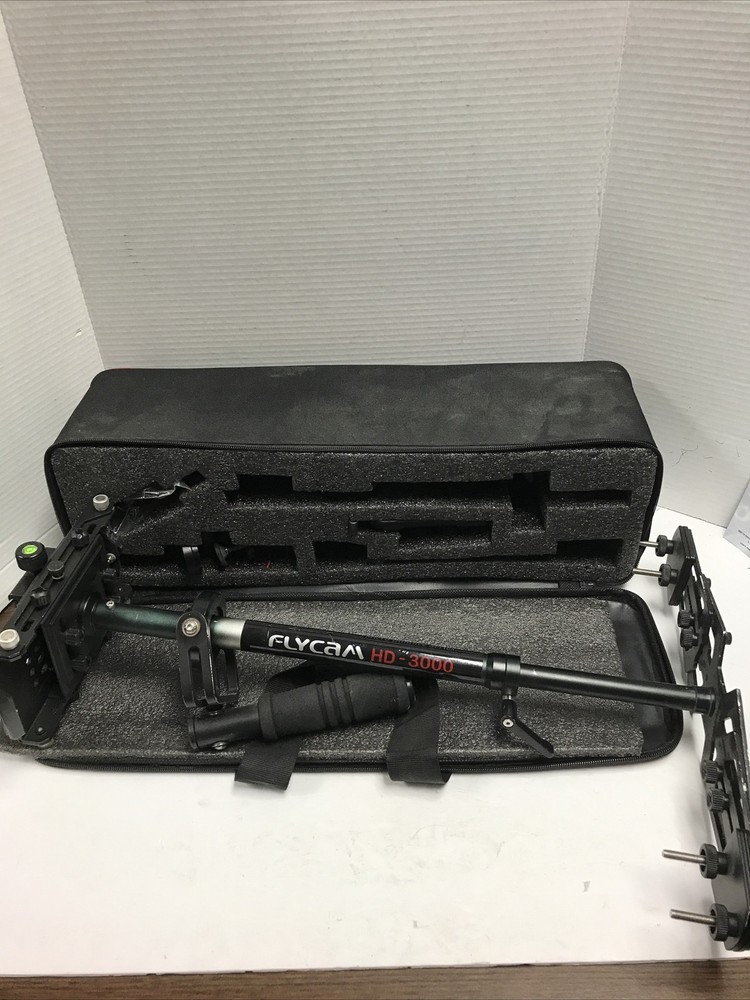 FLYCAM HD-3000 Handheld Video Stabilizer w/ Case & Quick Release