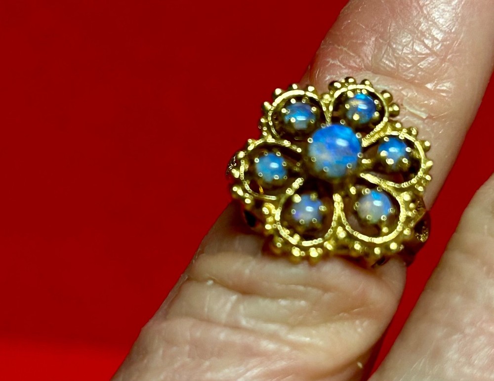 Vintage 14K Solid Yellow Gold Seven Stone Opal Flower Cluster Ring - Size 4