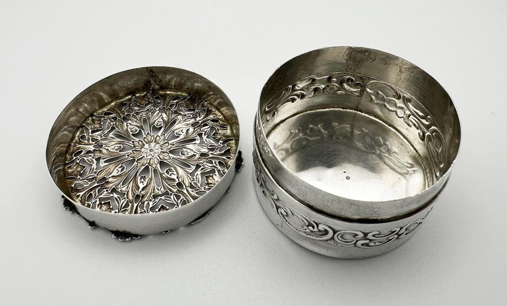 EDWARDIAN OPENWORK POMANDER BOX STERLING SILVER BIRMINGHAM 1909 W COMYNS
