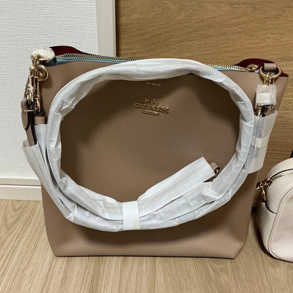 COACH Beige Leather Shoulder Bag New