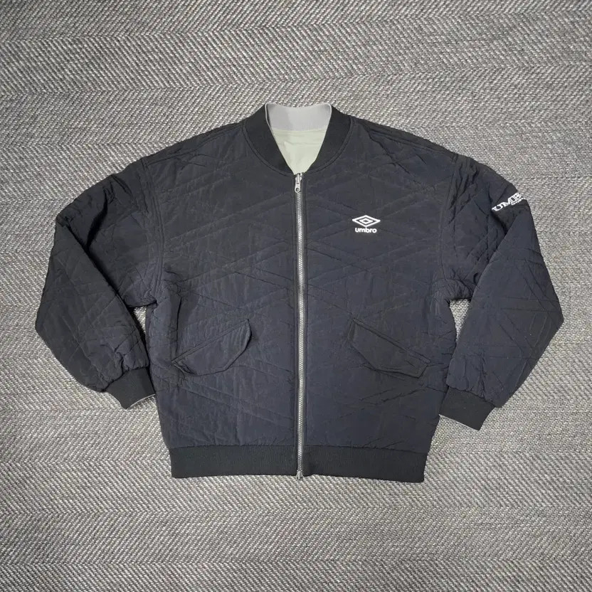 Umbro 24SS Reversible Quilted Bomber Jacket Official
