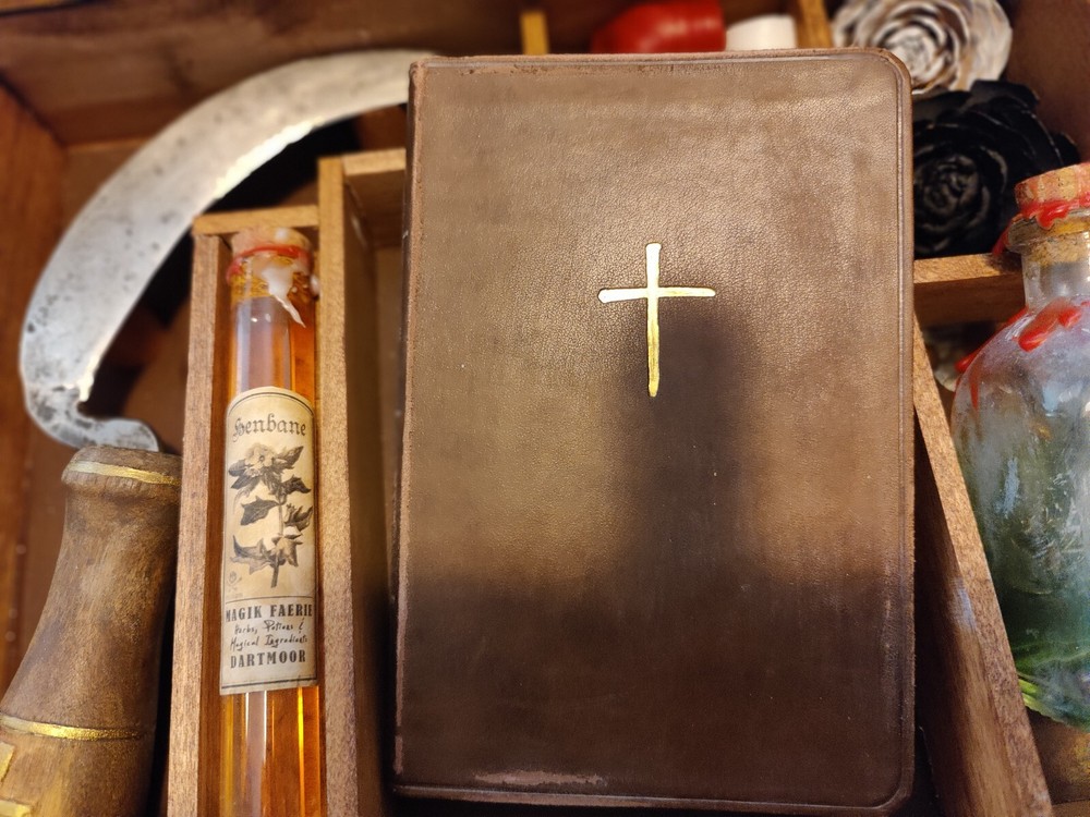 Vampire Hunter's Kit - Handmade, Novelty