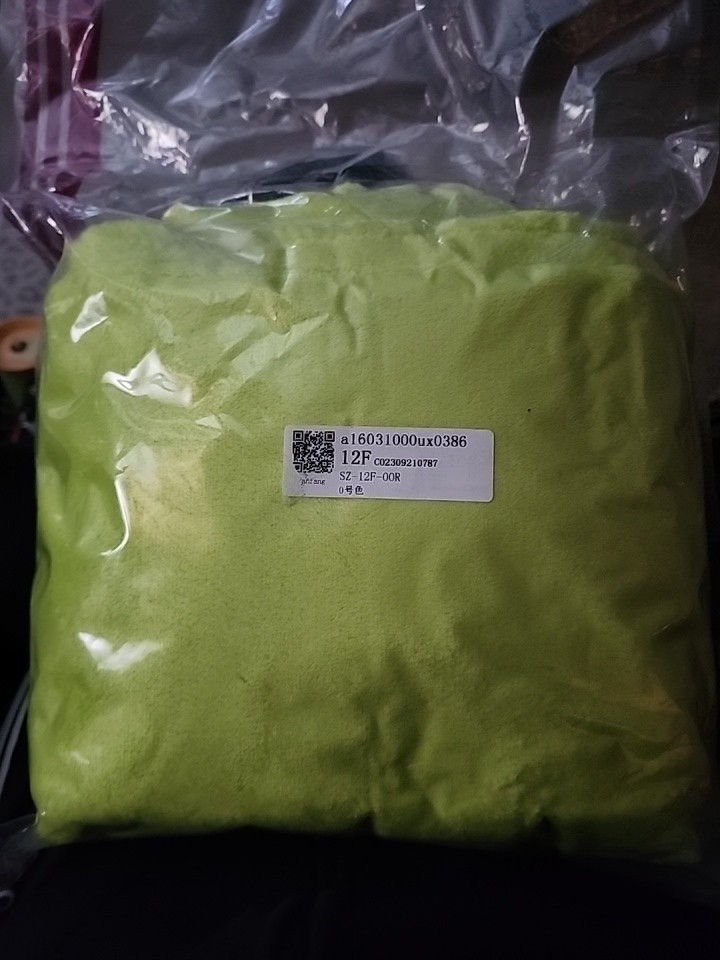 MICRO-PLUSH BLANKET SUPER COZY SOFT EASY CARRY SOLID SMALL THROW NEON LIME GREEN
