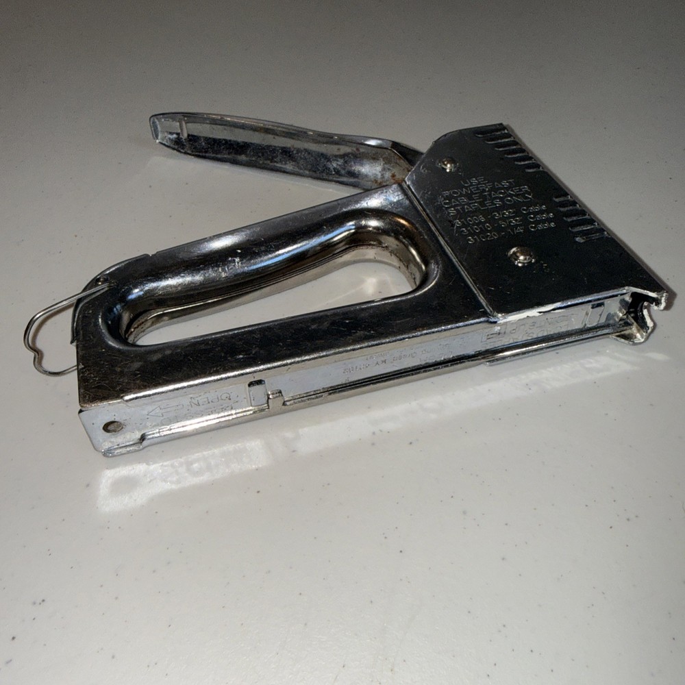 Powerfast Cable Tacker No. 31000 Stapler