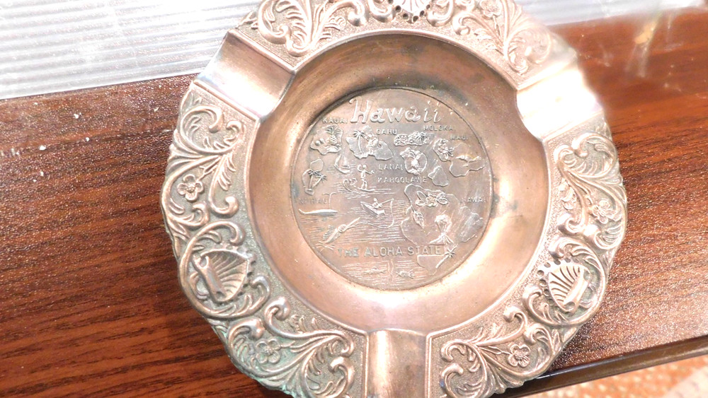 VINTAGE HAWAII COPPER CIGAR ASTRAY 5" DIAMETER