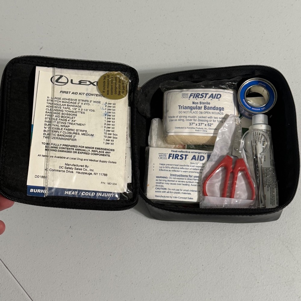ORIGINAL LEXUS BLACK LEATHER FIRST AID KIT CASE VELCRO