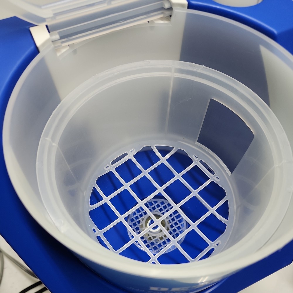 ECOLAB SOLID SYSTEM 1 SOLID DETERGENT DISPENSER