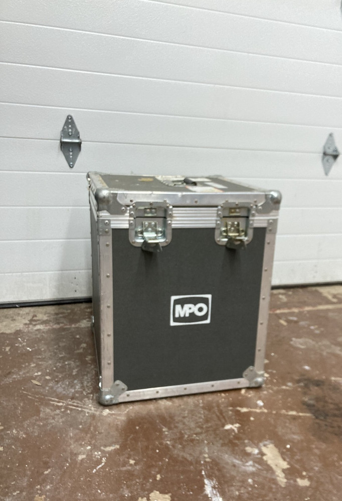 MPO Large Black Durable Flight & Road Style Trunk Case