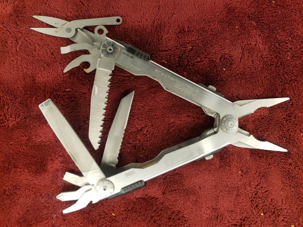 🔪🔪 Gerber Diesel Multi-Tool knife pliers s