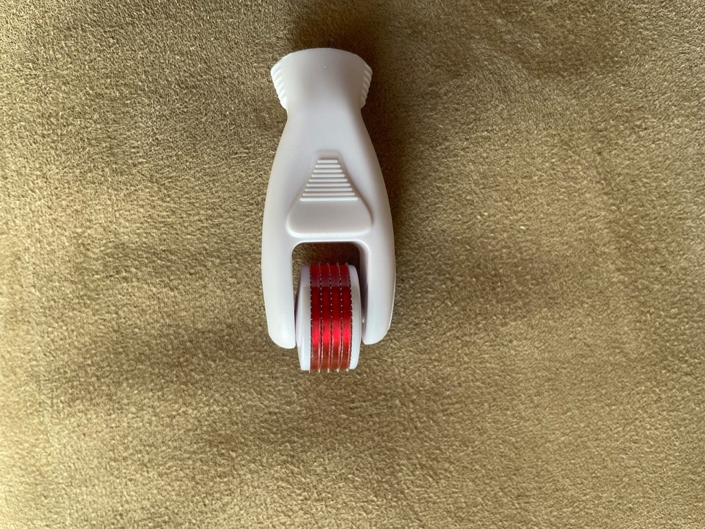 Collagen Stimulation Microneedling Rollers 4 IN 1 Dermaroller