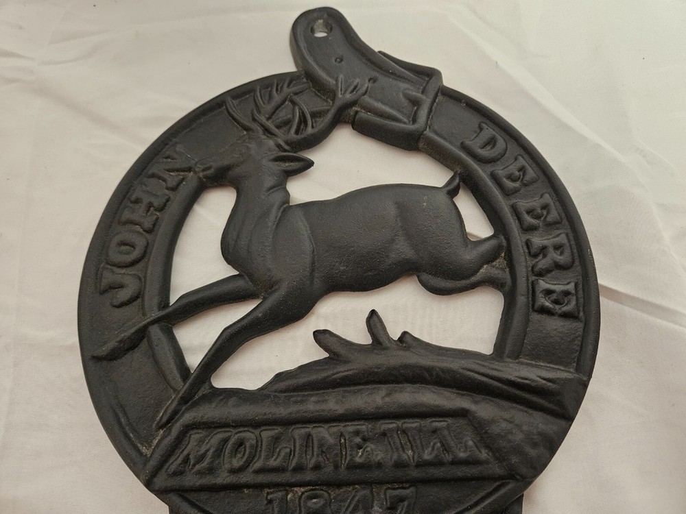 JOHN DEERE 1847 MOLINE IL CAST IRON LETTER HOLDER MAIL BOX DSO-085