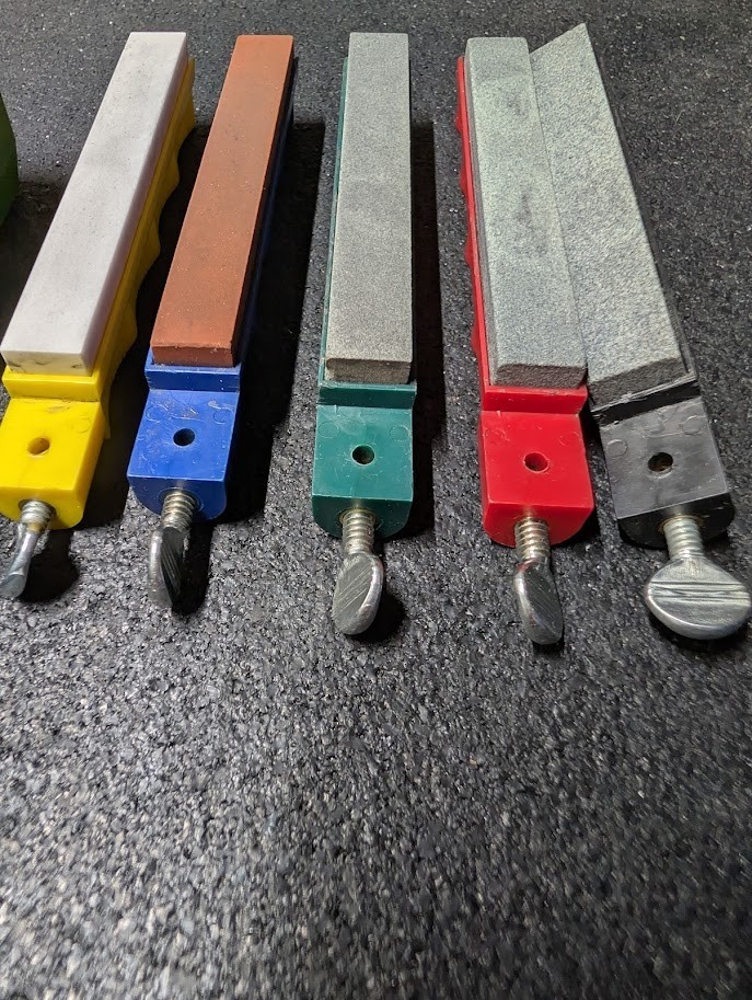 lansky deluxe 5-stone sharpening system