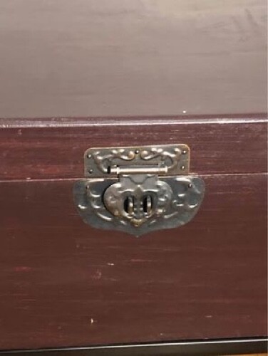 Chest/Vintage coffee table with wrought iron base