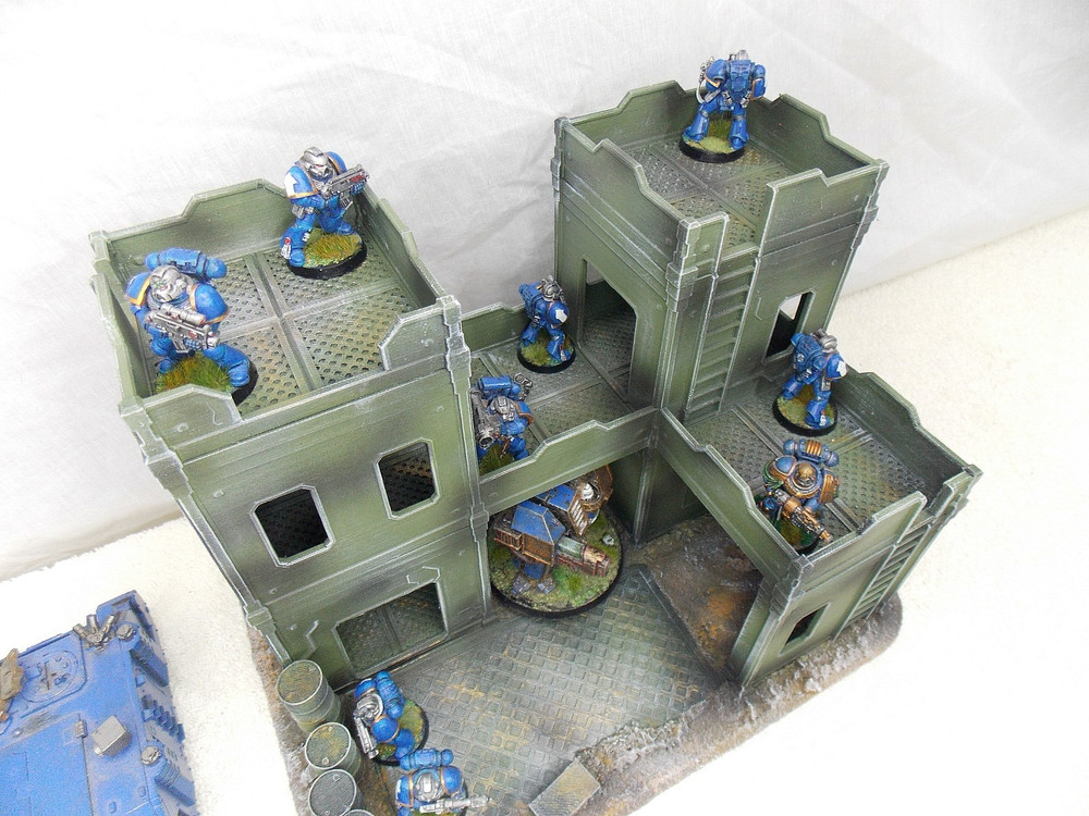 WARGAMING TERRAIN PAINTED BUILDING