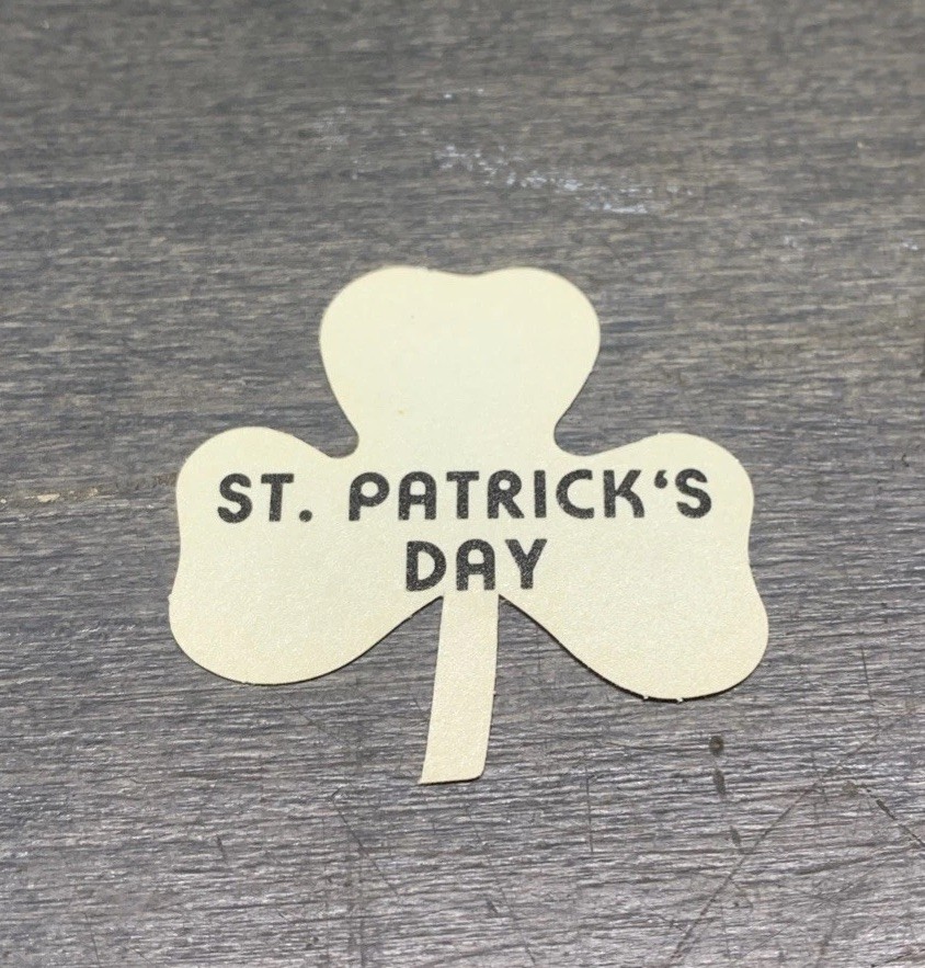 MCDONALD'S EMPLOYEE 4 LEAF CLOVER Sticker