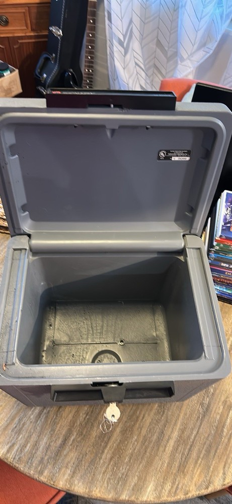 Sentry 2190 Safe Keyed FireProof Security Privacy Lock Box with Key File Folder