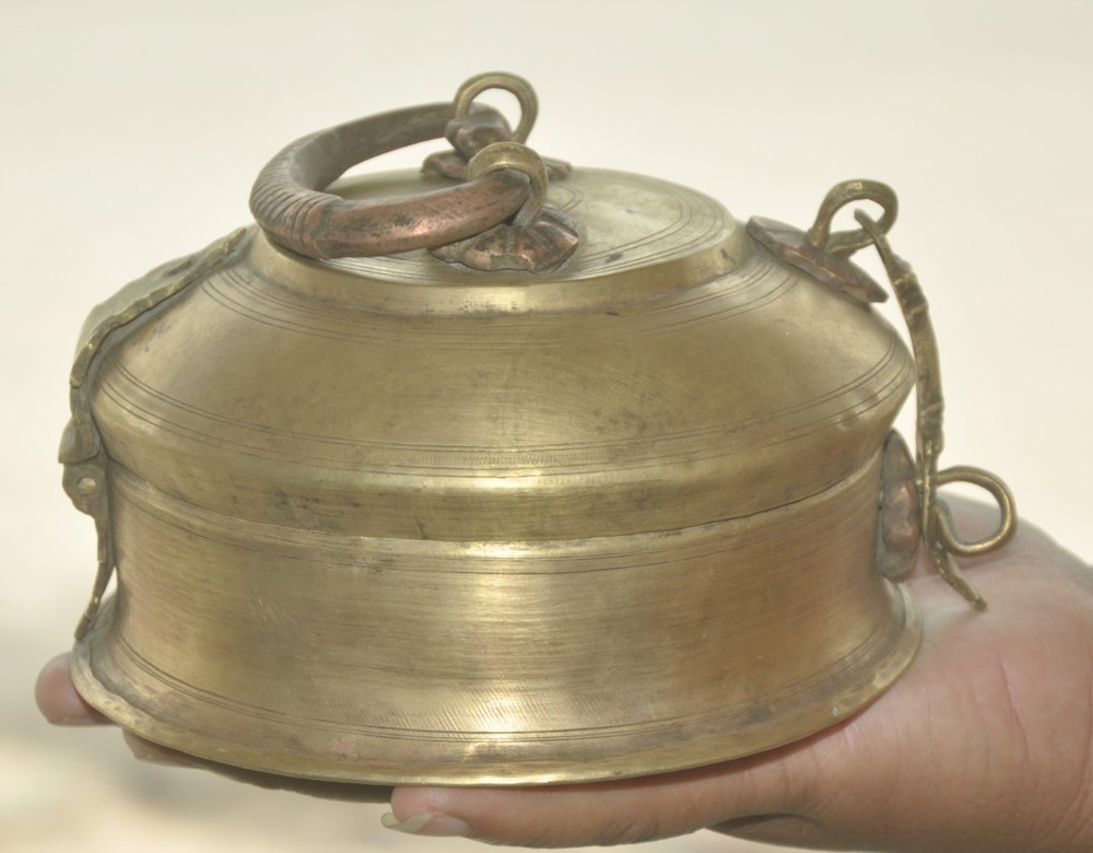 Vintage Brass Unique Solid Handcrafted Round Small Bread / Chapati Box