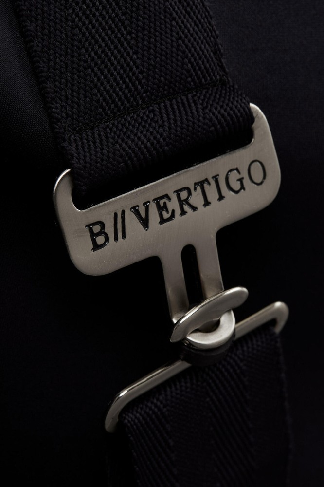 B VERTIGO DREW FUNCTIONAL RUG (BRAND NEW)(SIZE 72")