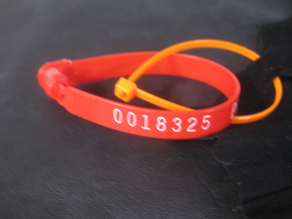 Top Grain Goat Leather #0018325 Row 155