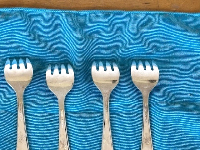 4 - 1948 Sears Roebuck Silver Plate DEBUT SilverPlate Salad Fork 6" VGUC