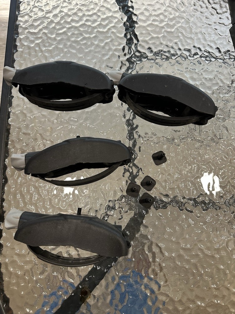 Thule Tower Feet - Mounts For Bars