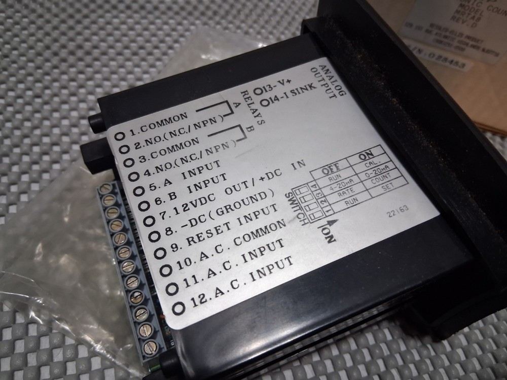 NOS Kessler-Ellis MRTA8 Electronic Digital Counter