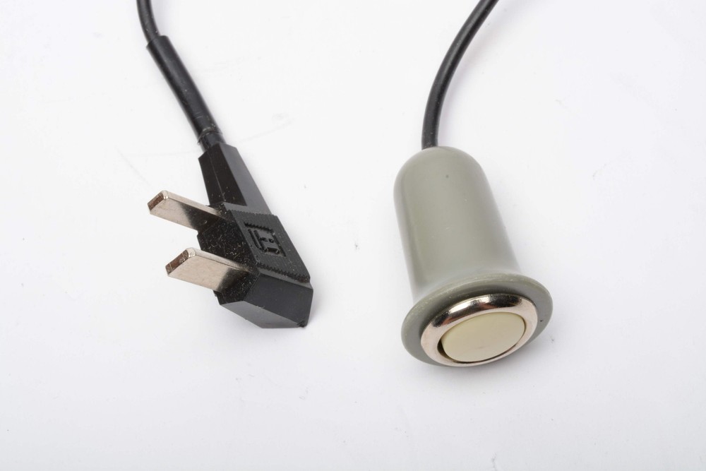 Honeywell Plug in wired remote