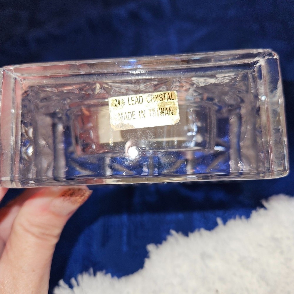ROYAL GALLERY Lead Crystal Quartz Clock