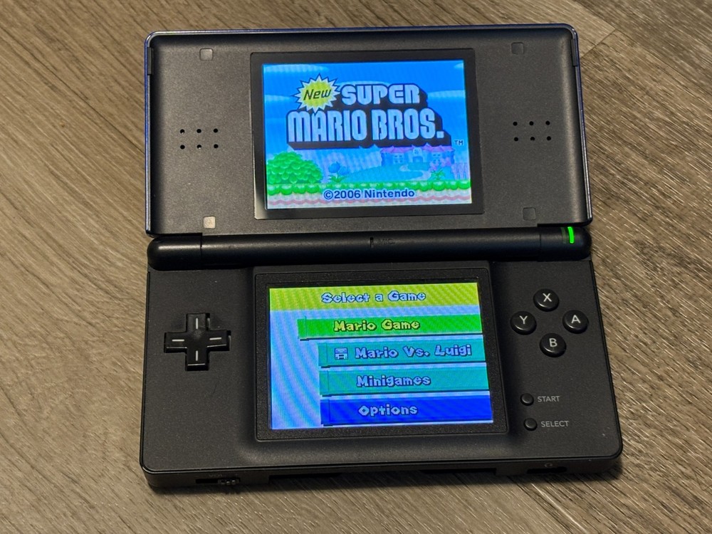 Nintendo DS Lite Blue Handheld Console System Very Good Shape Authentic