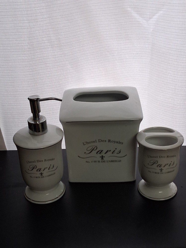 Parise Bathroom Accessories Set