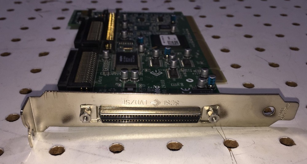Adaptec ASC-29160 64-Bit SCSI Interface Controller Adapter card