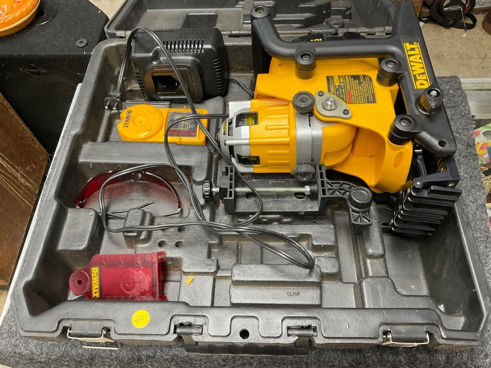DeWalt DW073, 18V Cordless Rotary Laser