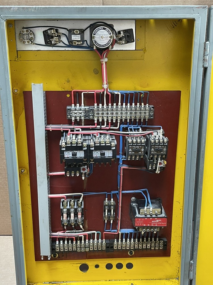 INDUSTRIAL MACHINE CONTROL DISTRIBUTION BOX ENCLOSURE