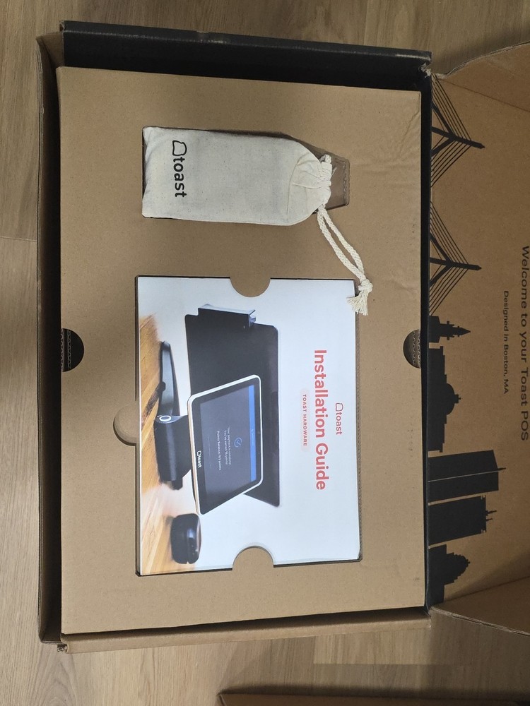 Toast Flex POS Terminal Data Processing Machine (TT203)