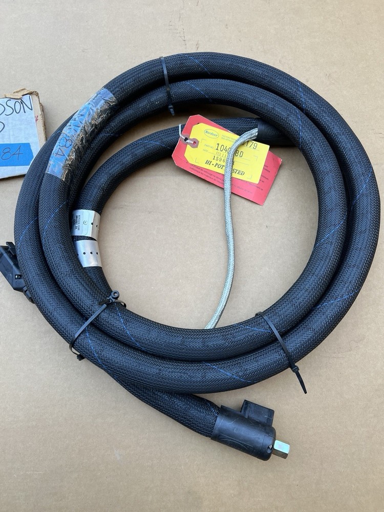 Nordson 16ft Black Hot Melt Adhesive Hose PN 104008D, Rectangular Plug