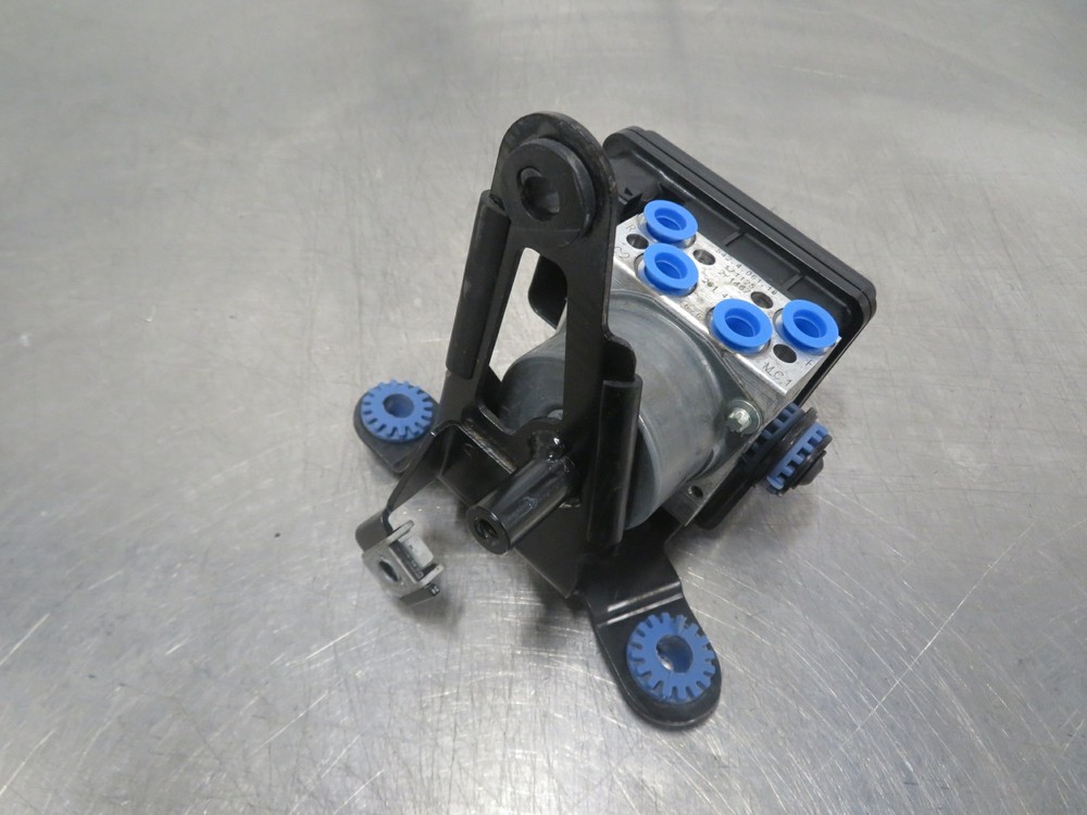 EB823 2018 18 DUCATI MULTISTRADA 950 937 ABS CONTROL MODULE