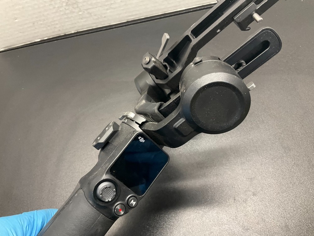 DJI RS3 Mini 3-Axis Gimbal Stabilizer **READ