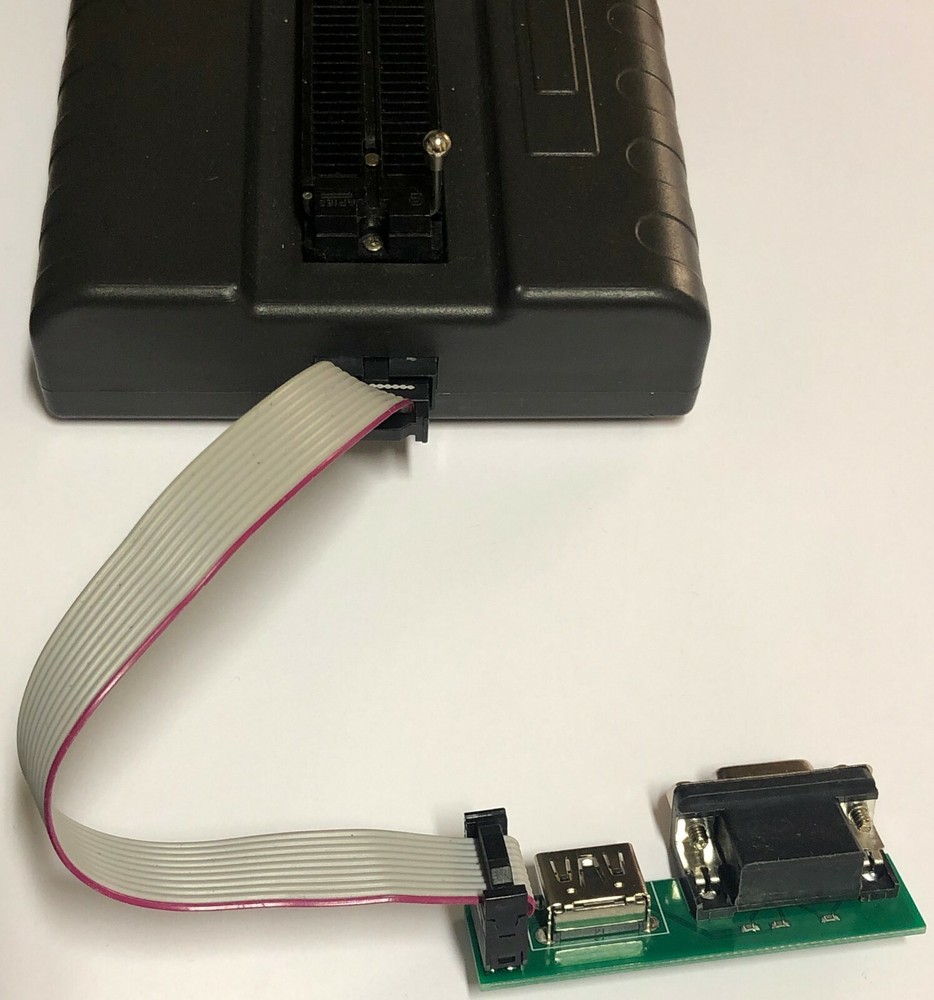 VGA-HDMI adapter for TNM5000