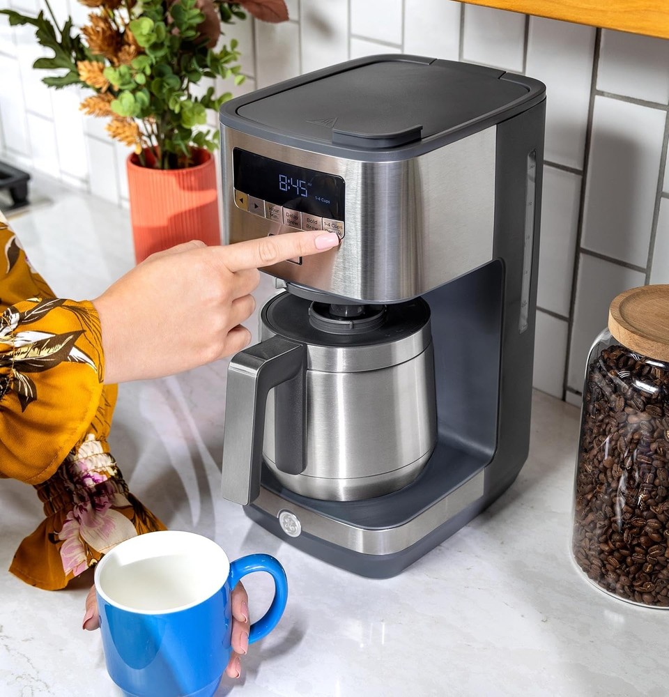 GE 10 Cup Drip Coffee Maker with Single Serve