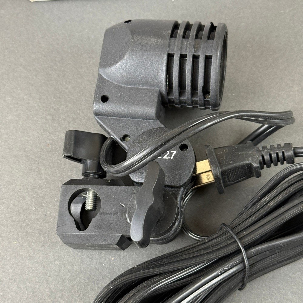 E27 Single Socket Light Stand Mount Umbrella Holder Black NEW